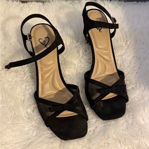 Windsor Black Strappy Heels with Bow | Like New | Only Worn Once